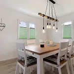 Derday Apartment *