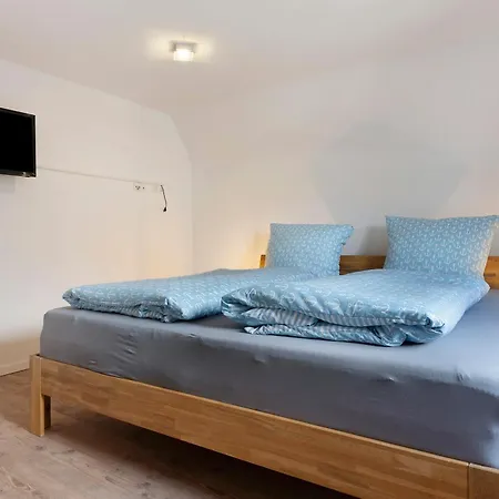 Derday Apartment *